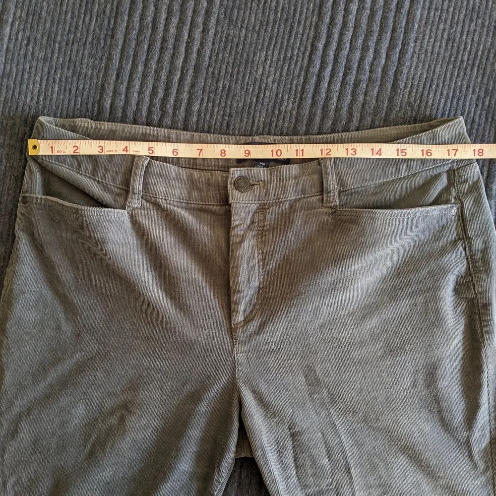 Talbots grey blue Simply Flattering 5-pocket corduroy pants, size 14P - Picture 3 of 7